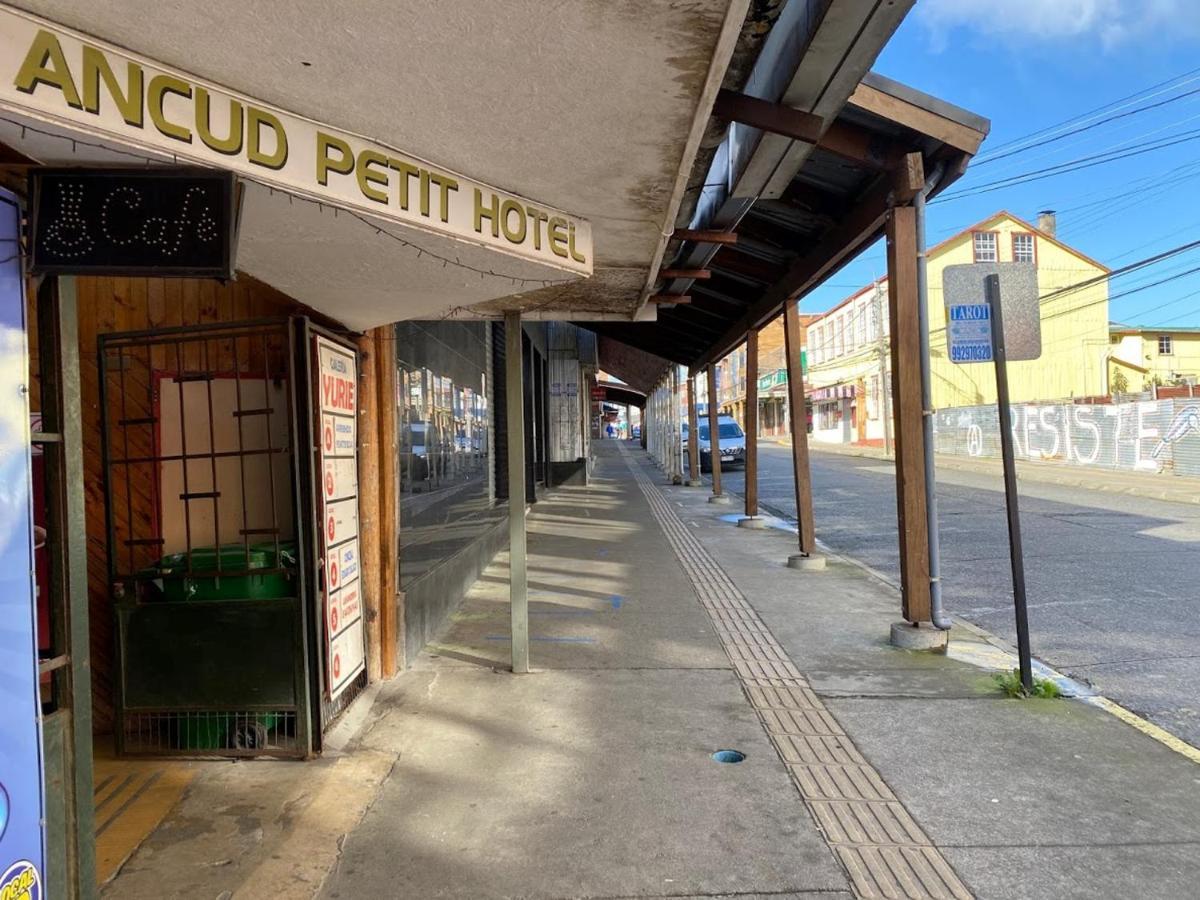 Ancud Petit Hostel Exterior foto